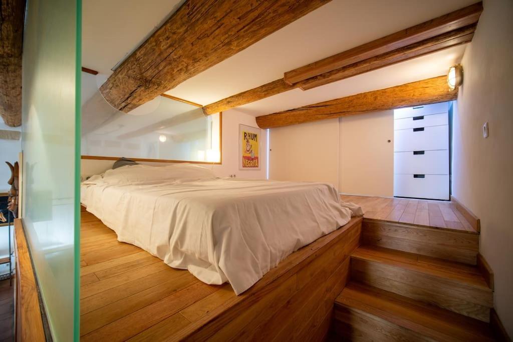 Air-conditioned Loft In The Heart Of The Old Port Apartamento *